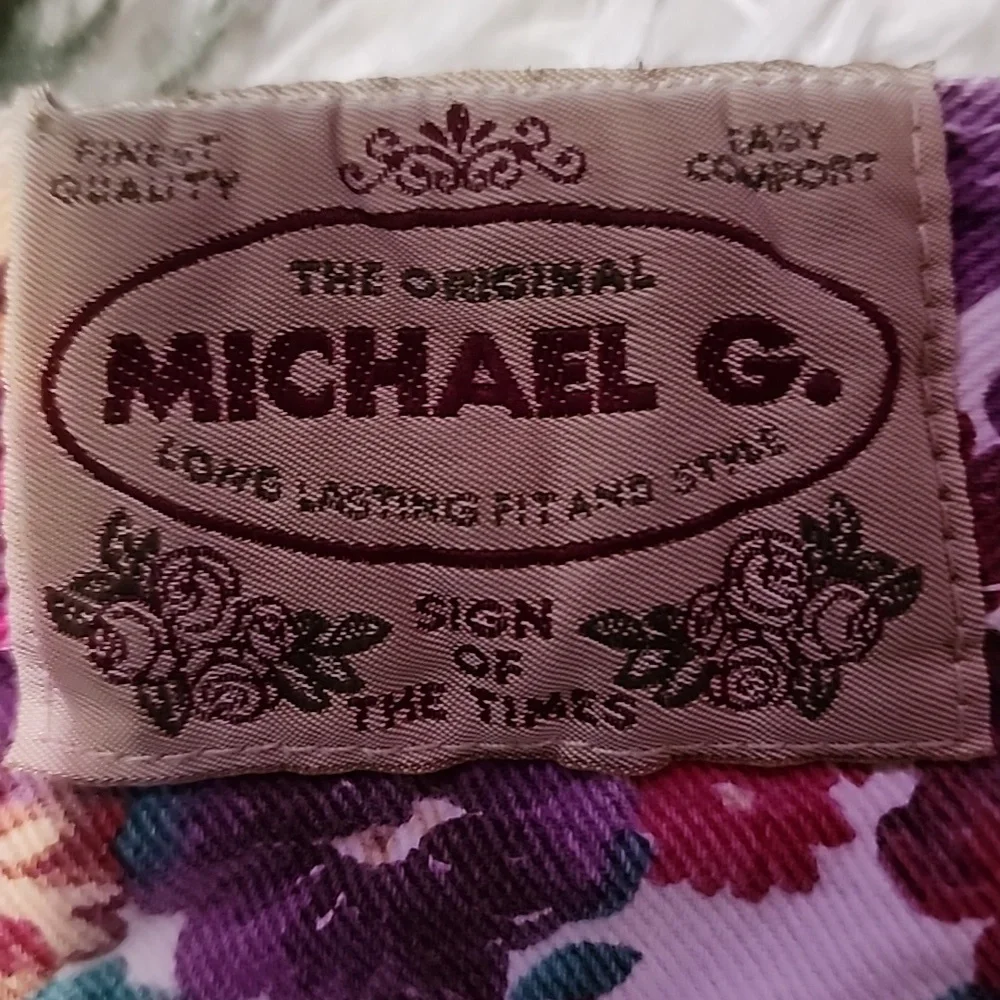 The Original Michael G Floral Denim Shorts - Picture 3 of 4